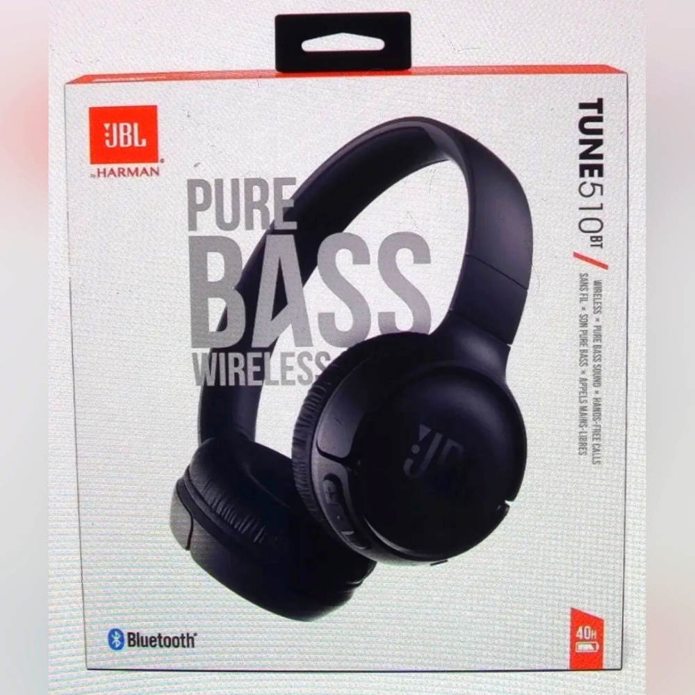JBL Harman Tune510BT Wireless headphones NEW